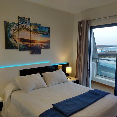 Ocean Front Apartment Tetir 외부 사진